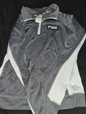 PINK Victoria's Secret Heather Gray & Black Half-Zip Pullover